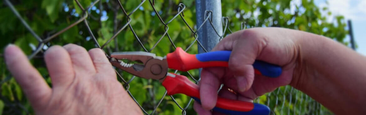 Tips On How to Repair Chain Link Fence