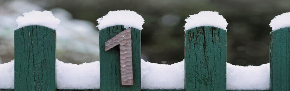 What Time of Year Is the Cheapest Time to Install a Fence?