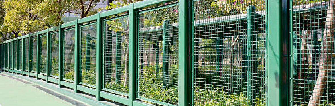 What Types Of Fencing Can Use To Enhance The Security Of Public Spaces